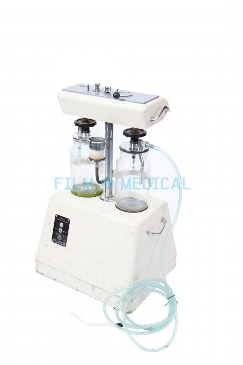 Surgical suction machine